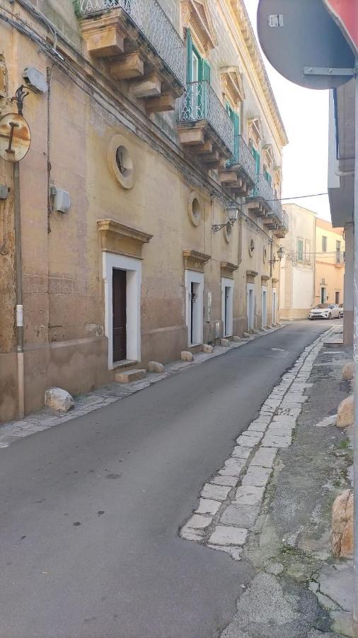 Appartamento Pittori Manduria Luaran gambar
